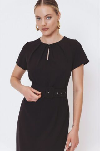 Φόρεμα κρεπ με ζώνη - Image 8