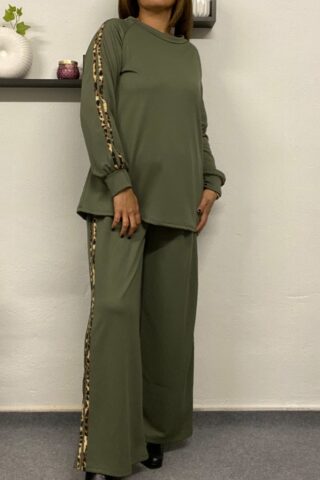 Γυναικείο σετ με ρίγα - Image 3