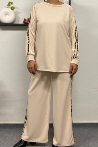 Γυναικείο σετ με ρίγα - Image 9