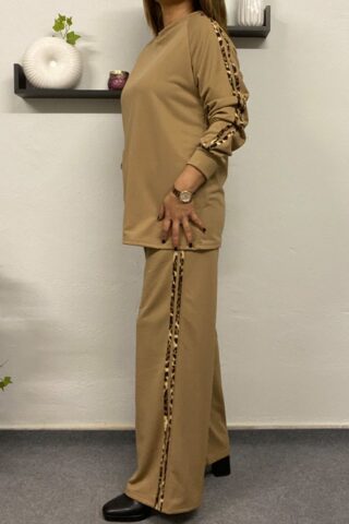 Γυναικείο σετ με ρίγα - Image 7