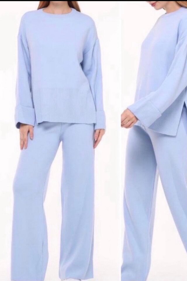 Γαλάζιο γυναικείο πλεκτό σετ