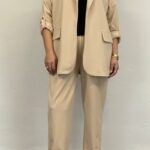 Μπεζ γυναικείο κοστούμι