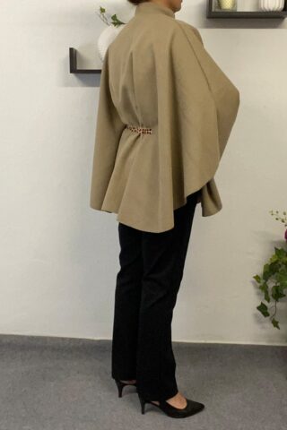 Γυναικεία κάπα με ζώνη. - Image 9