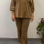 Ταμπά βελούδινο γυναικείο σετ