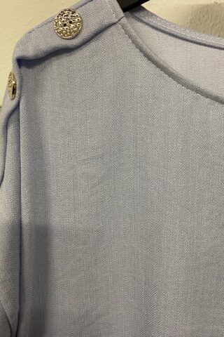 Γυναικεία μπλούζα με κουμπιά στους ώμους - Image 3